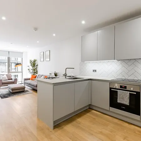 Khayat Homes - The Owelor - Two Bed London Exterior photo
